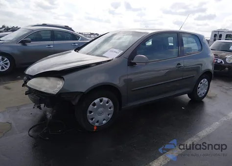 2007 Volkswagen Rabbit 2-Door из США, поврежденный, VIN WVWAR71K37W155619